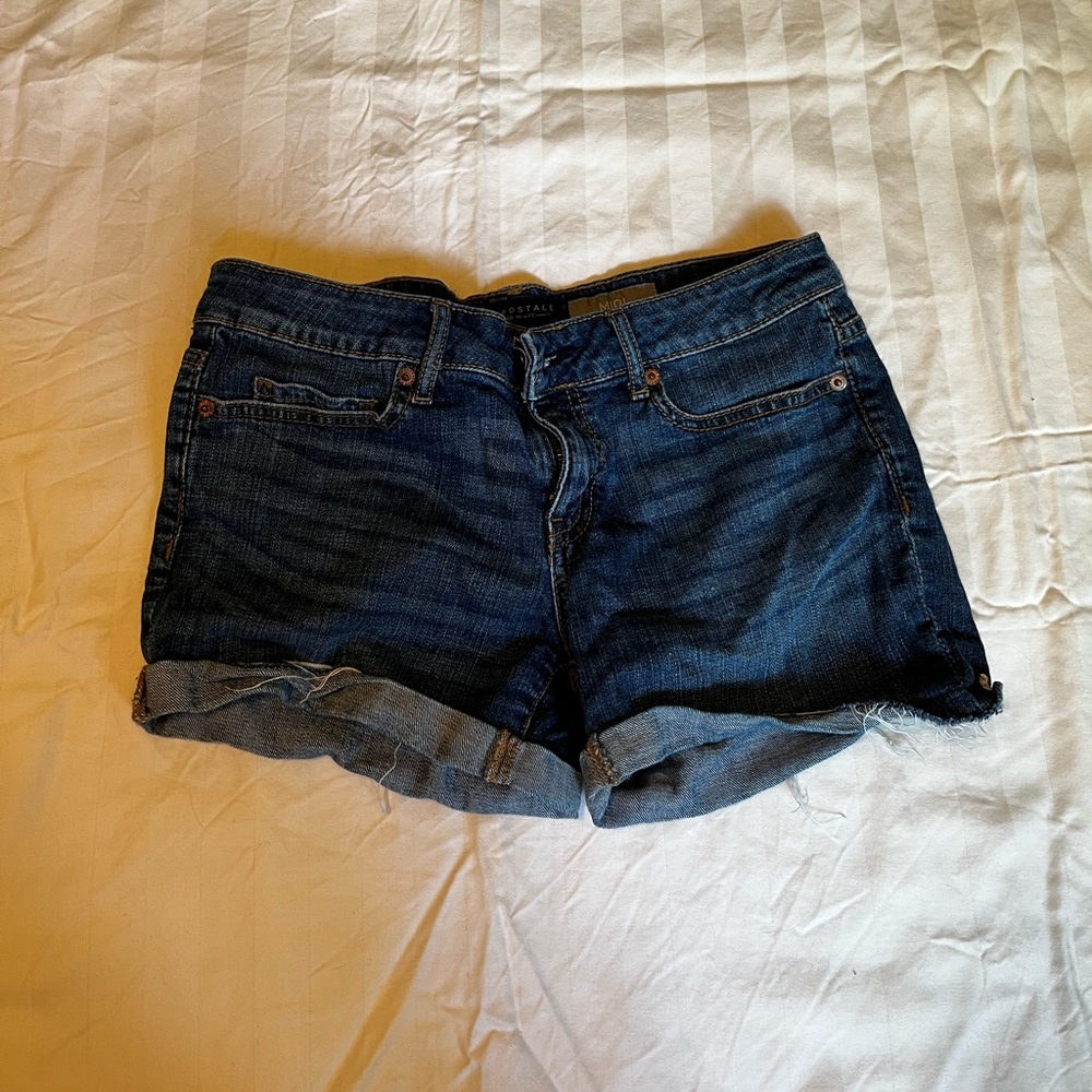 Aeropostale mini shorts!